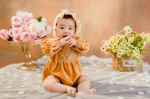 伊犁哈萨克怀孕肚子紧绷绷的